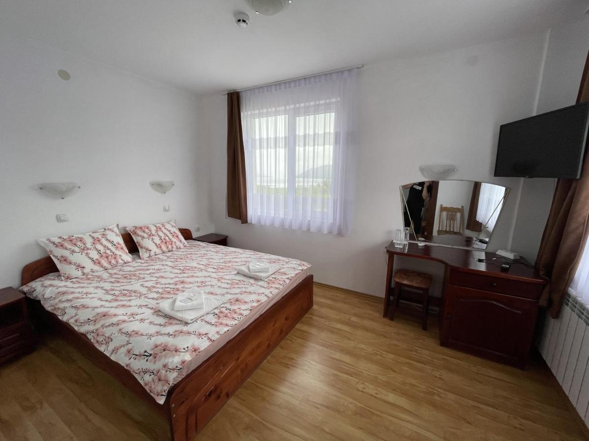Family Hotel Panorama Sarnica Exteriér fotografie