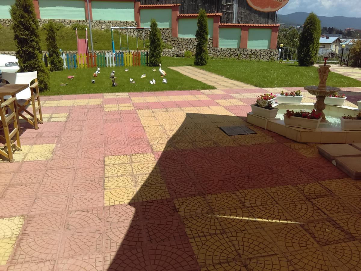 Family Hotel Panorama Sarnica Exteriér fotografie